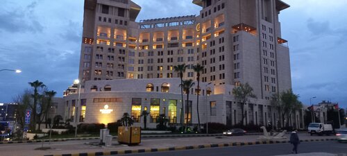 Sheraton Amman Al-Nabil Hotel, Book Hotel Hoteller i Amman med parkering, Parkering