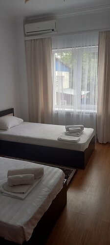Lyuks Hotel, Prenota Hotel Hotel a Crimea con parcheggio, Parcheggio
