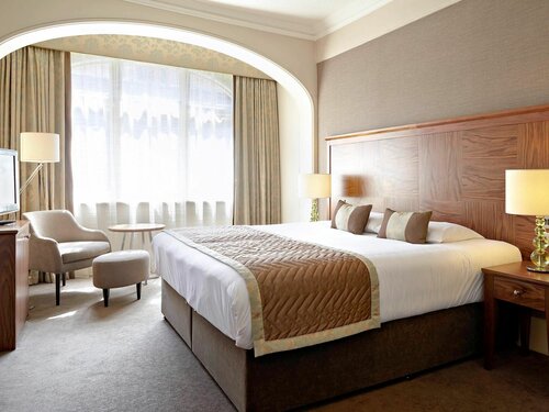 Bush Hotel Farnham, Забронировать Отель Фарнем Суррей