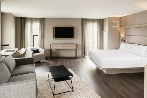 AC Hotel by Marriott Boston Cleveland Circle, Забронировать Отель Бизнес-отели Массачусетса, 4* 5*