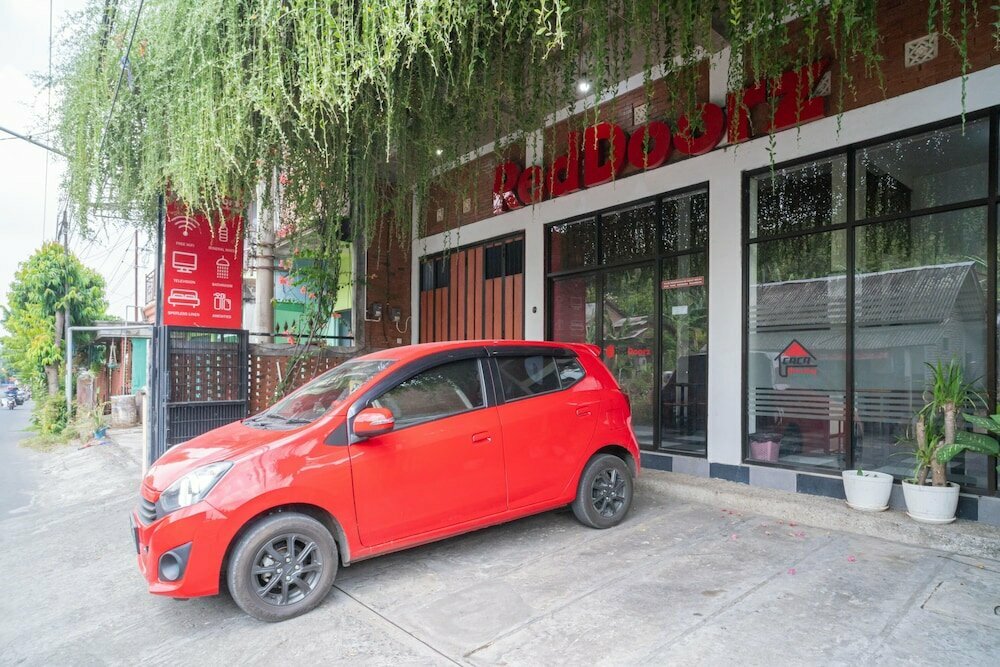 RedDoorz syariah @ Selomangleng Kediri