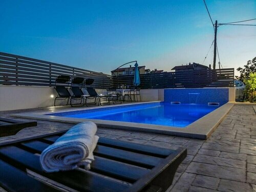 Zdene - Private Pool - A2, Забронировать Отель Отели в центре Каштела, в центре