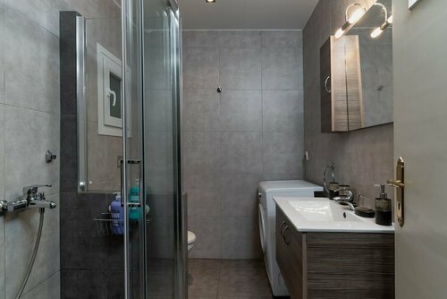 Apartment at the foothills of Acropolis, Забронировать Апартаменты/квартира Отели Афин с парковкой, Парковка