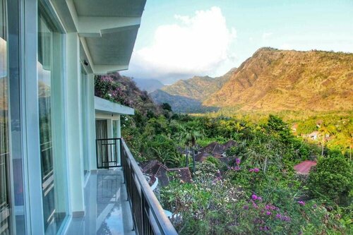Waenis Sunset View Hotel and Restaurant, Amed, Bali, Забронировать Гостевой дом Гостевые дома Карангасем, Гостевой дом