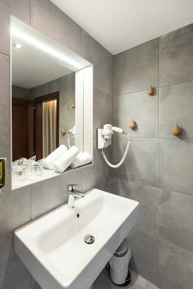 B&b Cirman