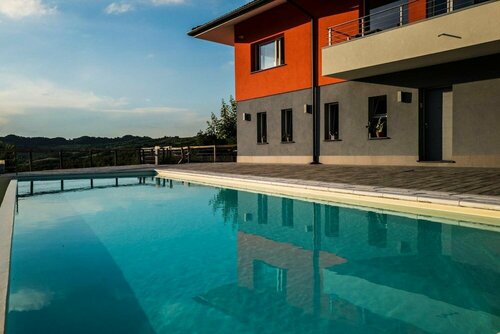 Foresteria La Merlina, Book Pension Borgo Adorno 