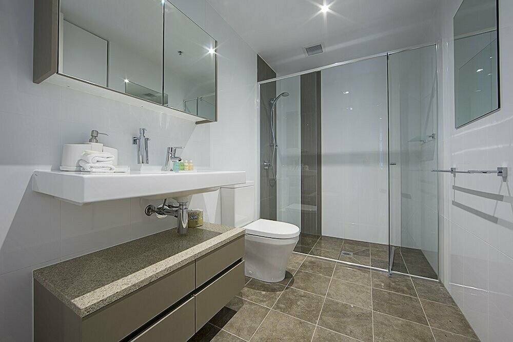 Accommodate Canberra - Manhattan