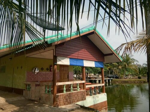 chuttong resort, Varaa Lomakeskus Bai Lan Trat