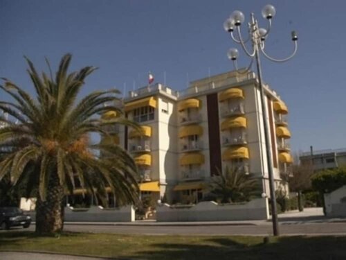 Hotel Alk, Забронировать Отель Марина-ди-Пьетрасанта Версилия