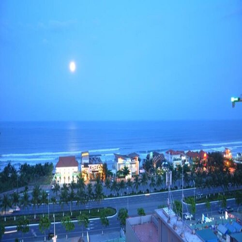 Nirvana Hotel, Забронировать Отель Дананг Дананг муниципалитет
