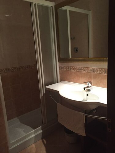 Hotel Divine Rome, Book Hotel Roma Termini railway station 