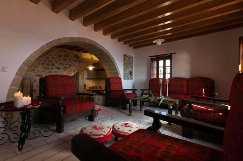 House in the Castle, Забронировать Отель Отели Cape Malea 4 звезды, 4*