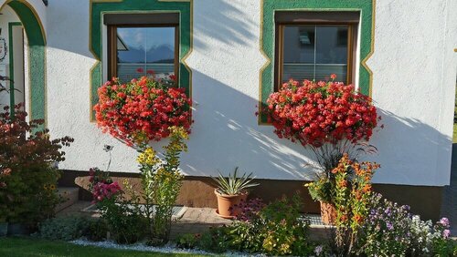 Gästehaus Schönberg, Забронировать Апартаменты/квартира Отели Лойташ с парковкой, Парковка
