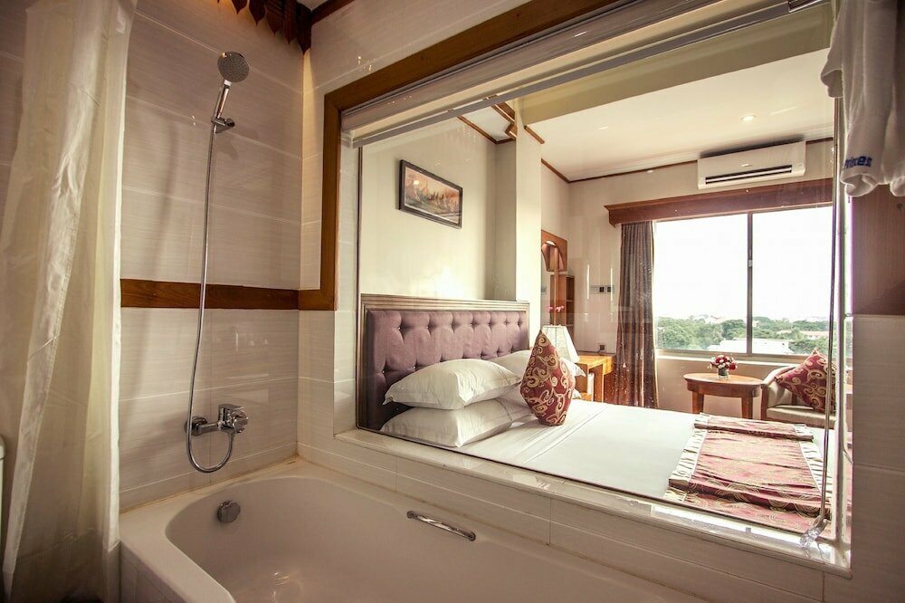 Sakura Princess Hotel