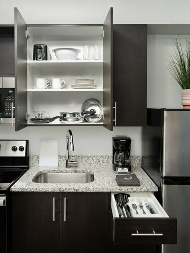 stayAPT Suites Greenville-Haywood Mall, Boek Appartementenhotel Greeneville Tennessee