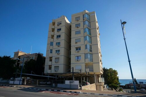 Athenaeum Beachside Studio, Забронировать Отель Лимасол Лимасол