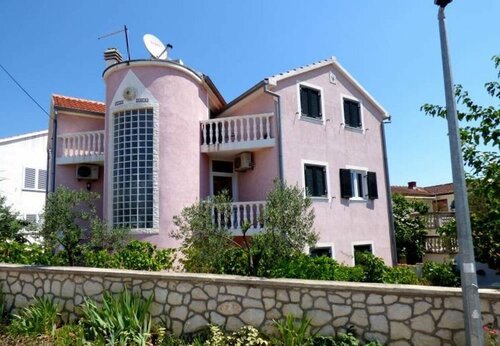 Apartments Dragan