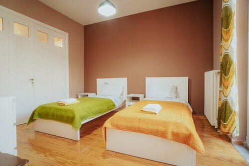 Kalavrita downtown 3 bedroom house for 6 pers, Забронировать Дом для отпуска Коттеджи Калаврита, Коттедж