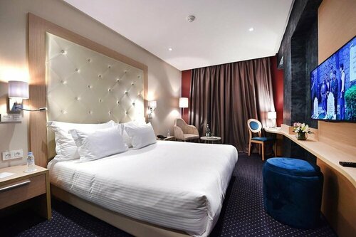 Flower Town Hotel & Spa, Забронировать Курортный отель Агдаль-Рияд Рабат