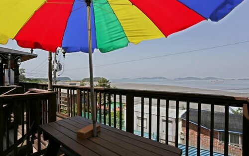 Daebudo Seascape Pension, Забронировать Отель Хвасон Кёнгидо