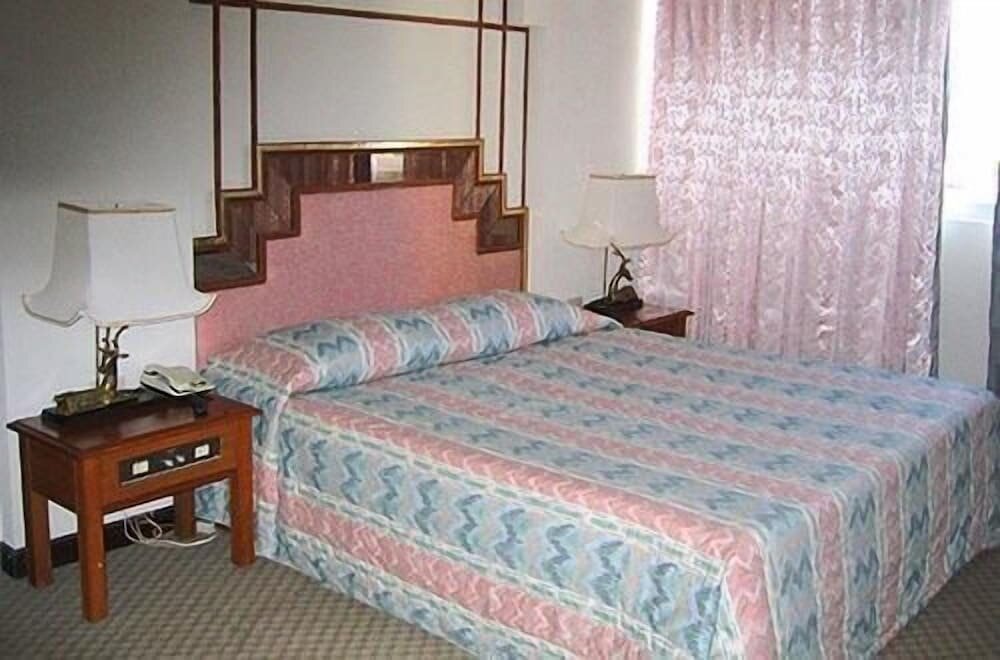 Pinnacle Satun Wangmai Hotel