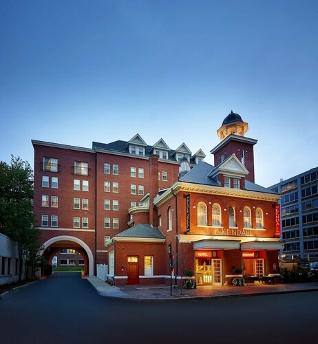 The Kendall Hotel at the Engine 7 Firehouse, Забронировать Отель Kendall Square Кембридж