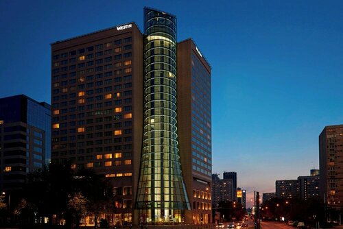 The Westin Warsaw, Забронировать Отель Отели Варшавы с парковкой, рядом с Spektrum Tower, Парковка