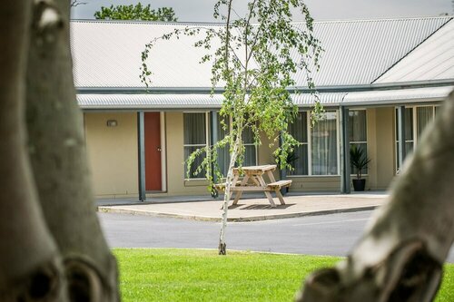 Alexander Cameron Suites, Book Hotel Penola South Australia