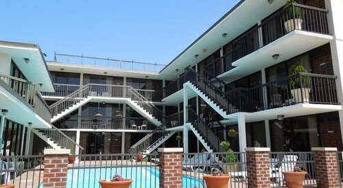 Alamar Resort Inn, Забронировать Курортный отель Курортные отели Виргиния, Курортный отель