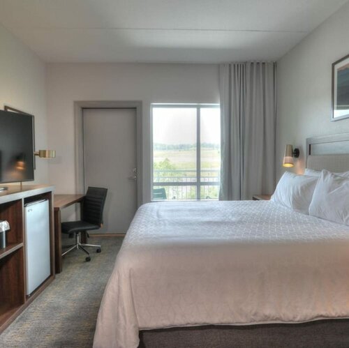 Holiday Inn & Suites Pigeon Forge Convention Center by IHG, Забронировать Отель Пиджен-Фордж Great Smoky Mountains National Park