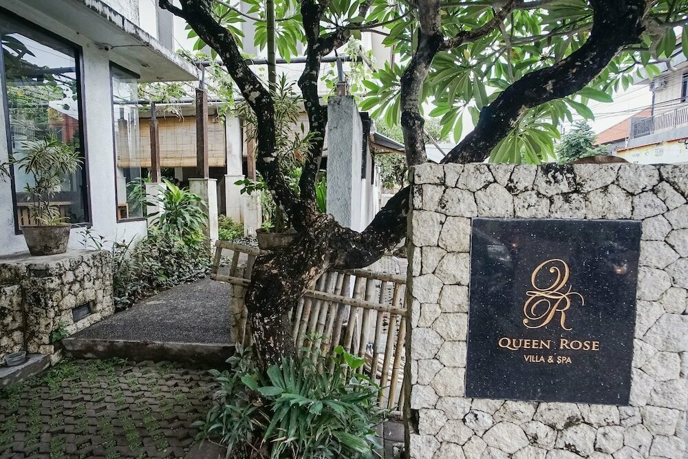 Queen Rose Villa & Spa