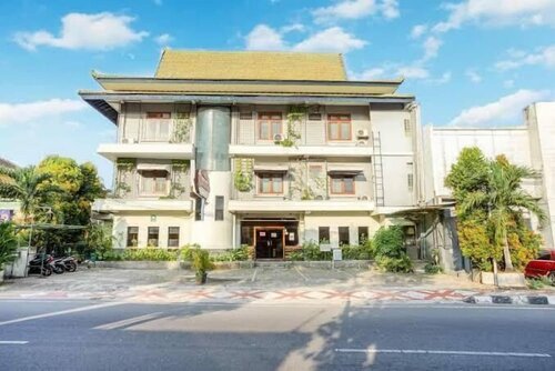 Hotel Winotosastro by Athelu, Rezerwuj Hotel Hotele w Yogyakarta z Parkingiem, Parking