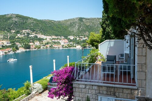 Holiday Home Zaton, Забронировать Апартаменты/квартира Побрежье Дубровник, рядом с Пляж Гверович