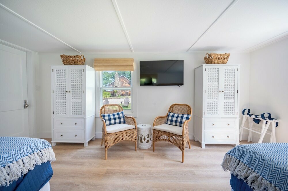 Marina Bay Cottages