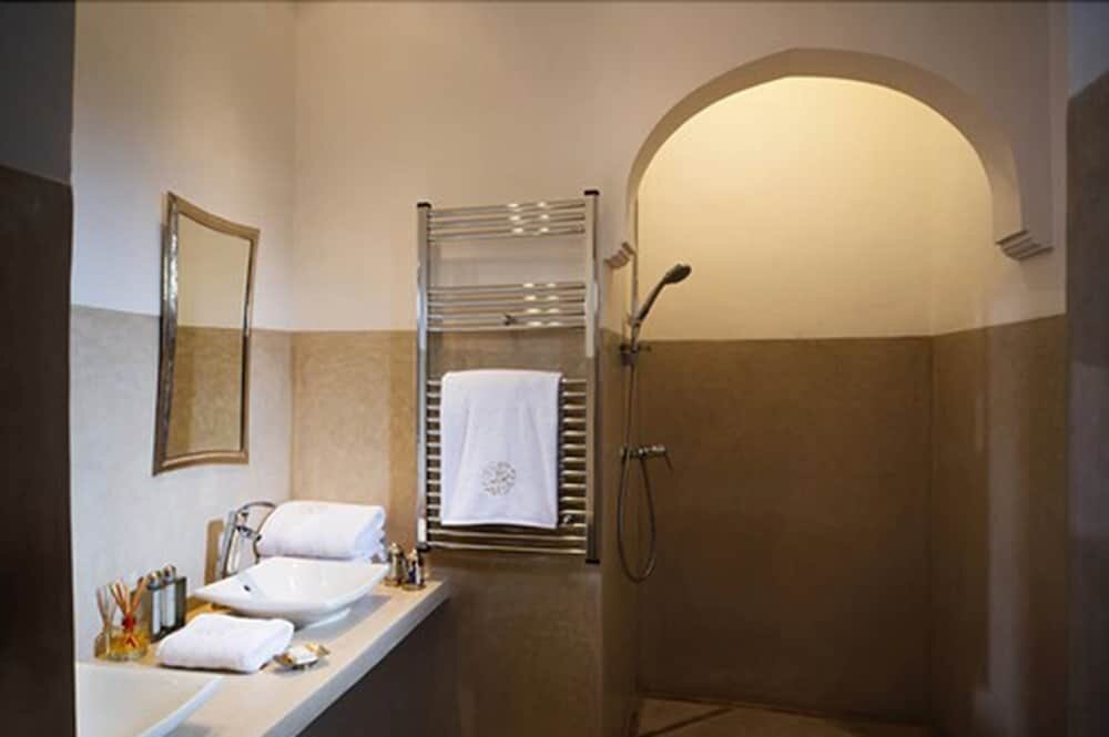Riad Adore