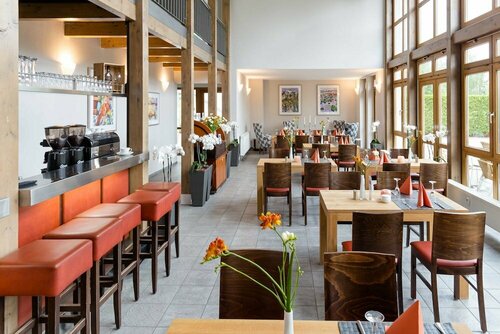 Country Inn Suitenhotel, Rezerwuj Hotel Phöben Brandenburgia