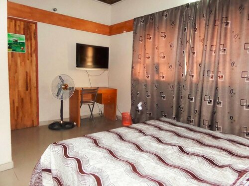 Deke Hotel and Suites, Забронировать Отель Икеджа Штат Лагос