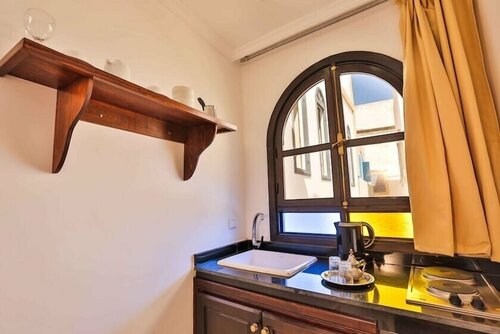 Riad Diamant Blanc, Prenota Hotel Hotel a Essaouira con parcheggio, Parcheggio