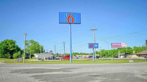 Hiway Inn Express of Atoka, Book Motel Atoka Oklahoma