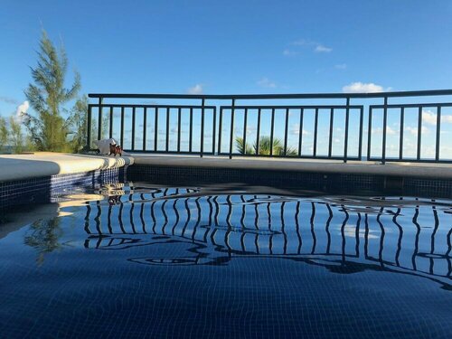 White Sands Beach Condos, Book Hotel Hoteller i Christ Church med parkering, Parkering