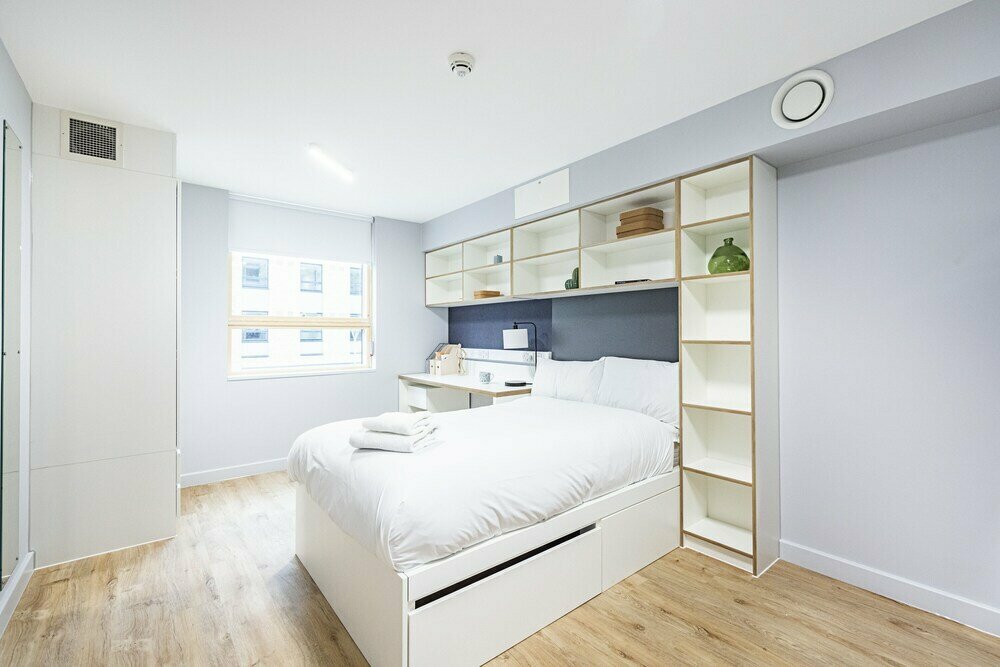 Magnificent Rooms Studios & Apartments