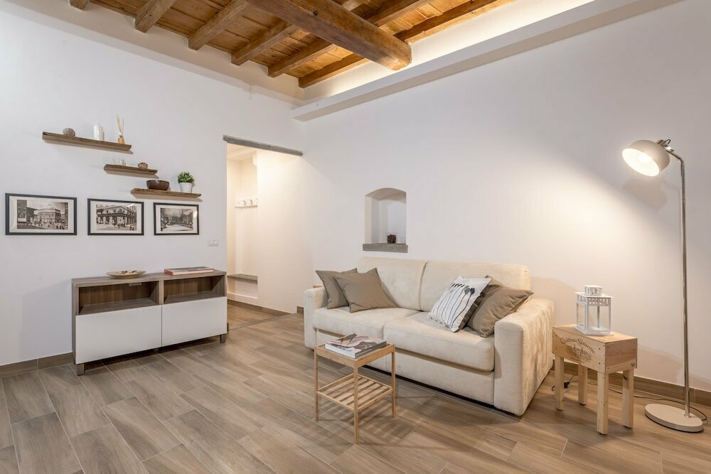 Santa Croce Design