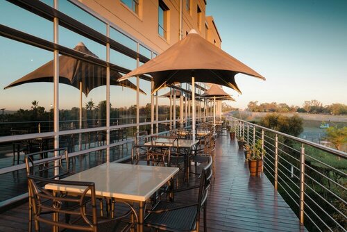 Holiday Inn Express Sandton-Woodmead by IHG, Rezervovat Hotel Sandton 