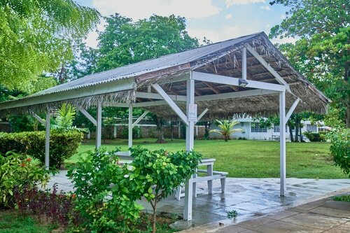 The Yellow Bird, Rezerwuj Hotel Negril Westmoreland