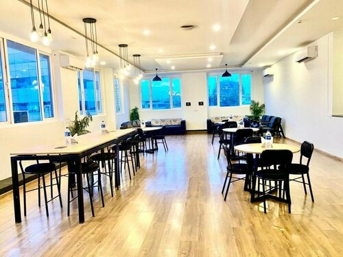 Click Hotel DBR, Забронировать Отель Отели Улсоор с парковкой, Парковка