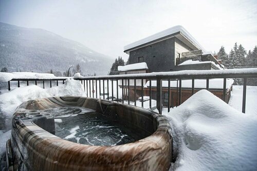 Powder Village Retreat by Revelstoke Vacations, Book Lejlighed Revelstoke Mountain Revelstoke