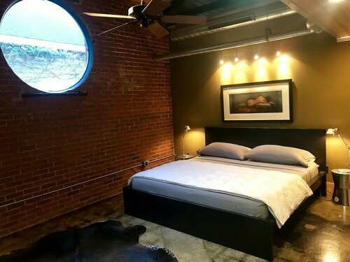 The Hangar Lofts Hotel, Đặt Khách sạn Columbia Congaree National Park