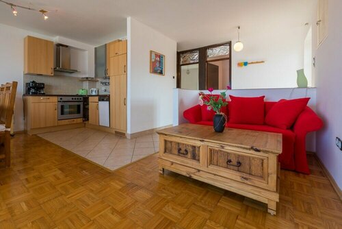 Apartment Svijetlana, Забронировать Апартаменты/квартира Отели Приморско-Горанской жупания с парковкой, Парковка