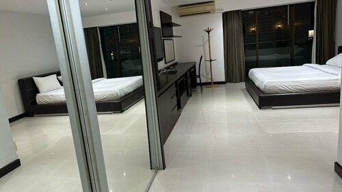 Omni Tower Nana Bangkok - Serviced Apartment on Sukhumvit Soi 4, Забронировать Апартаменты/квартира Апартаменты Бангкока, рядом с Ресторан Long Table, Апартаменты/квартира