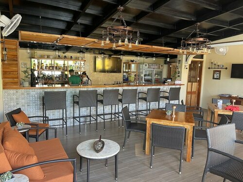 Alonas Coral Garden Resort, Забронировать Курортный отель Отели Пляжа Данао с парковкой, Парковка